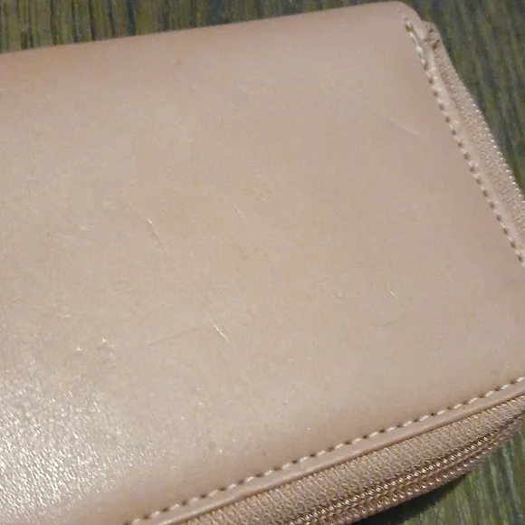Leather wallet - Picture 5 of 10